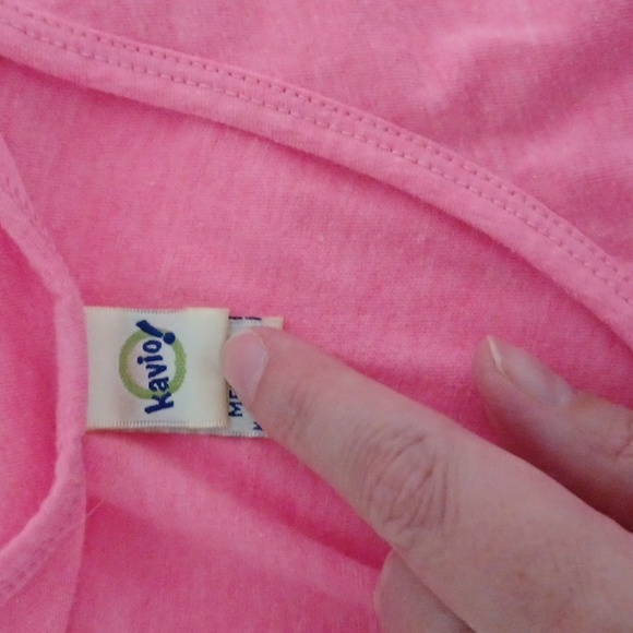 Pink tank "Mama saurus" perfect for working out or just being out & about. Mediu - Picture 5 of 7